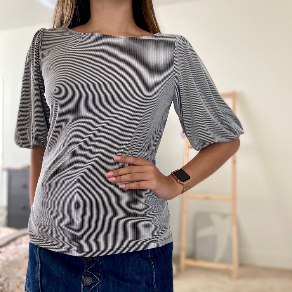 ANN TAYLOR puff sleeve top